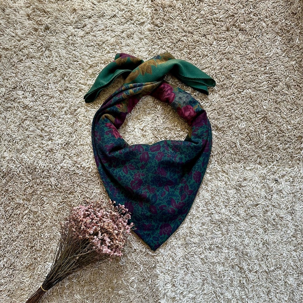 Rare Wool & Silk Kerchief Scarf ETRO Floral Made in Italy Luxury Designer